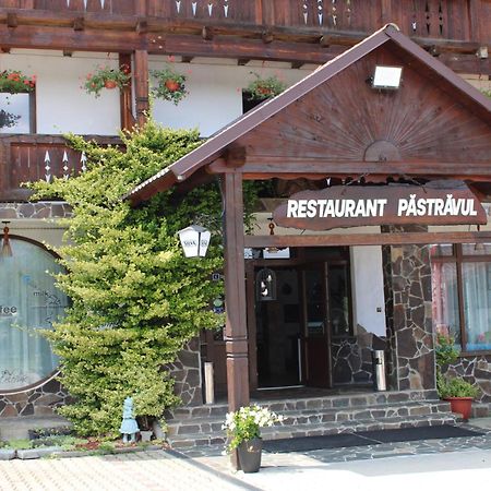 Hotel Complex Pastravul Sapanta Săpînţa Exterior foto